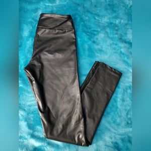 NWOT Women's Forever 21 Faux Leather Lined Leggings Size S
